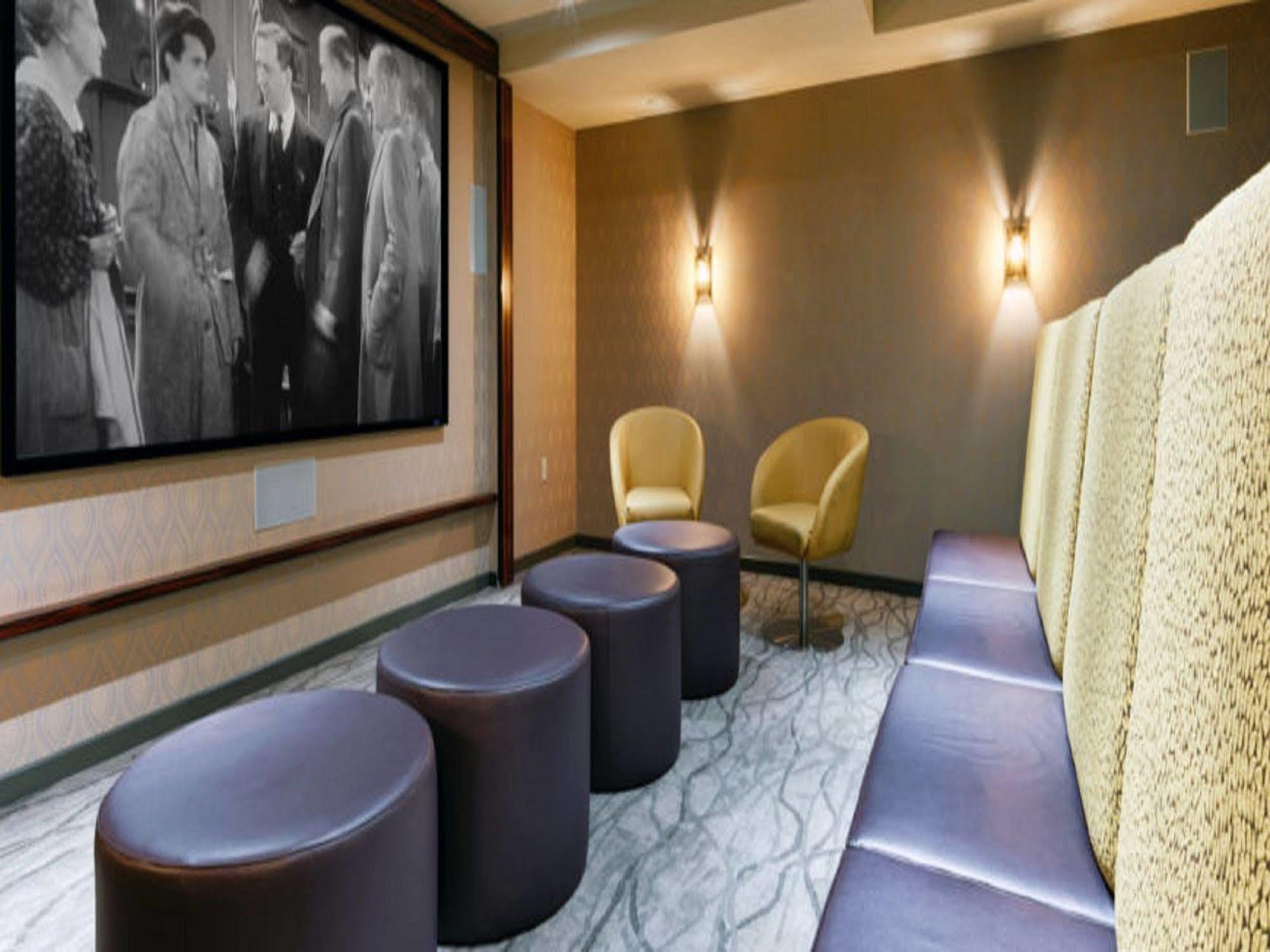 Global Luxury Suites At Exchange เจอร์ซีย์ซิตี้ ภายนอก รูปภาพ