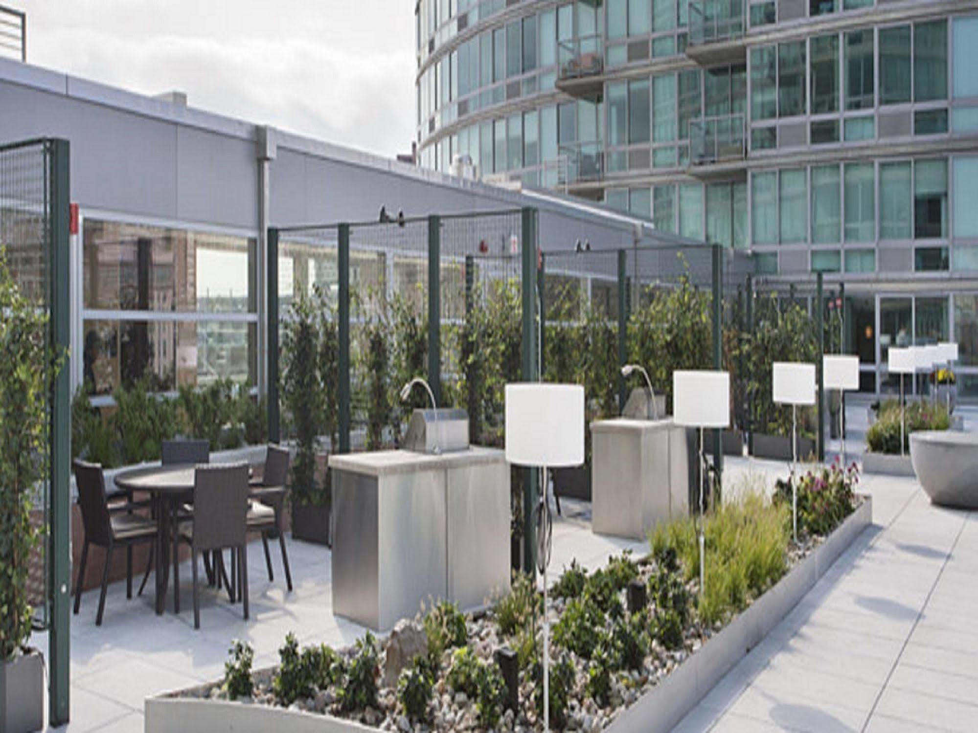 Global Luxury Suites At Exchange เจอร์ซีย์ซิตี้ ภายนอก รูปภาพ